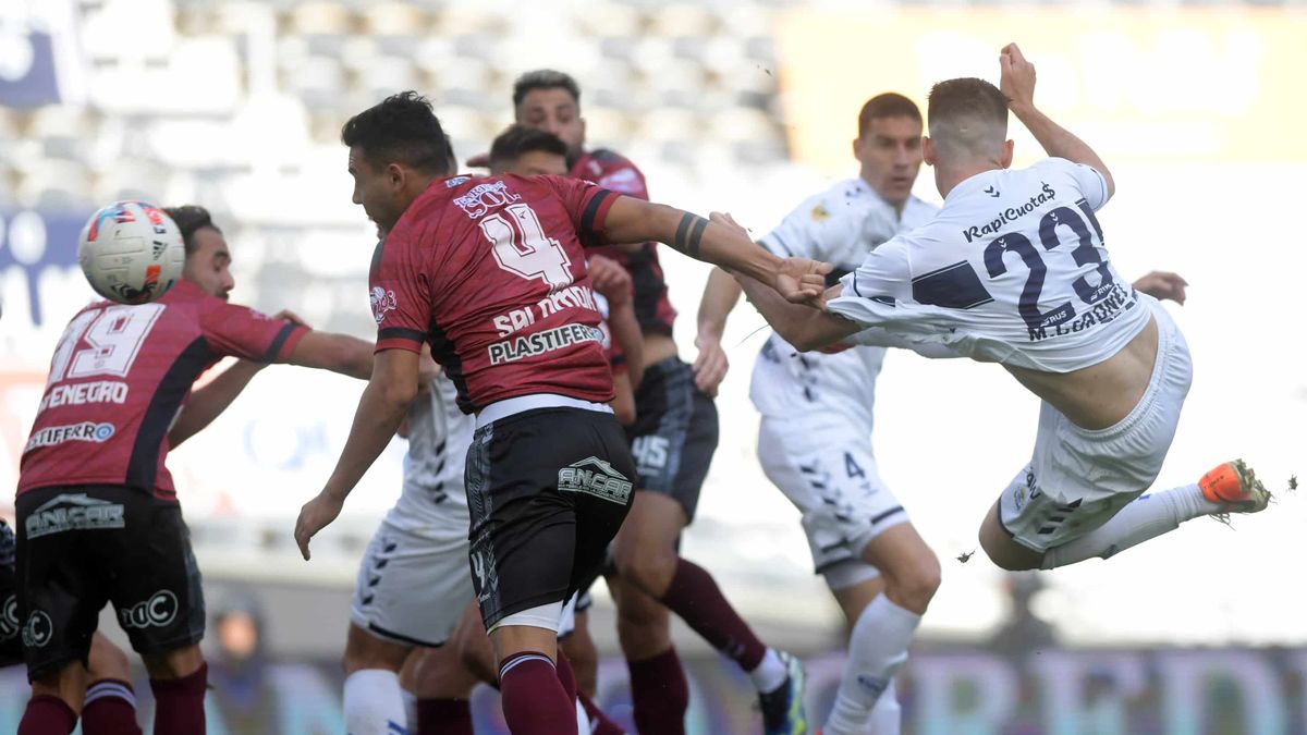 Gimnasia Fue Un Poco M S S Lo Logr El Empate Con Central C Rdoba