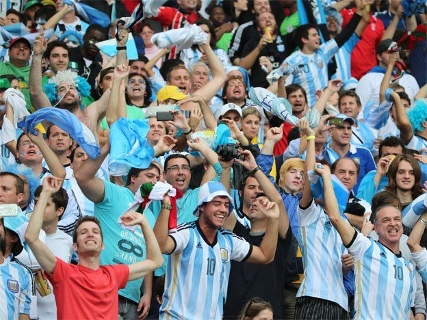 Para las brasileñas los hinchas argentinos son los más hot