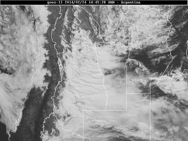 El fuerte viento Sur llegó a San Juan y la lluvia azota a algunos