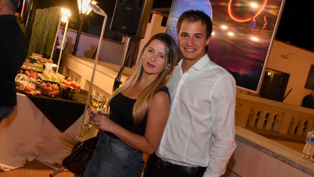 Cóctel de embajadoras