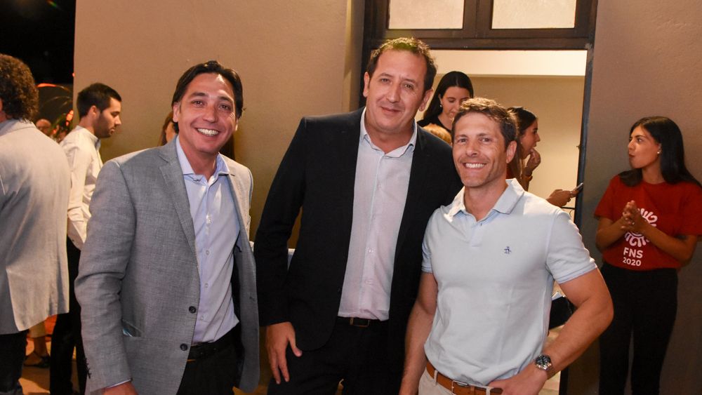 Cóctel de embajadoras