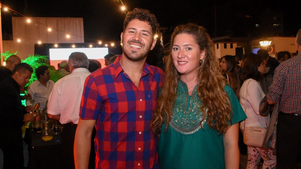 Cóctel de embajadoras