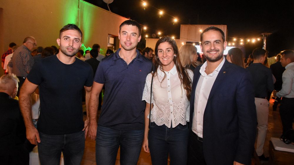 Cóctel de embajadoras