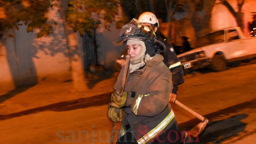 Incendio - Bomberos- Foto: Adrián Carrizo