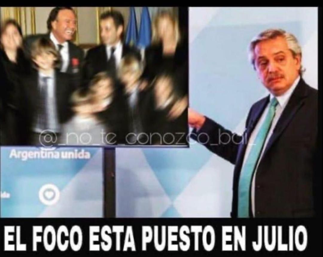 Los memes de Julio.