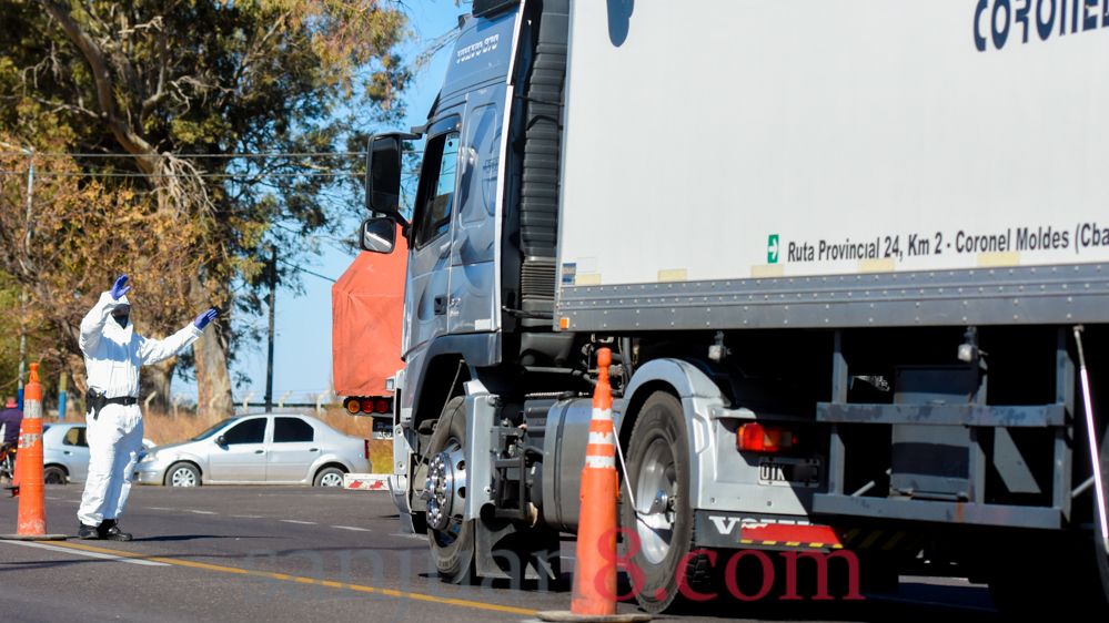 Control transporte - operativo - colectivos - camiones (Fotos: sj8)