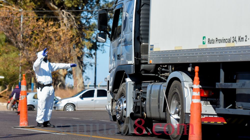 Control transporte - operativo - colectivos - camiones (Fotos: sj8)