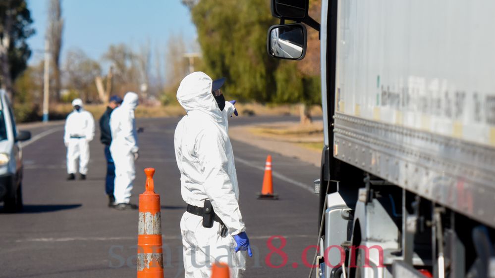Control transporte - operativo - colectivos - camiones (Fotos: sj8)
