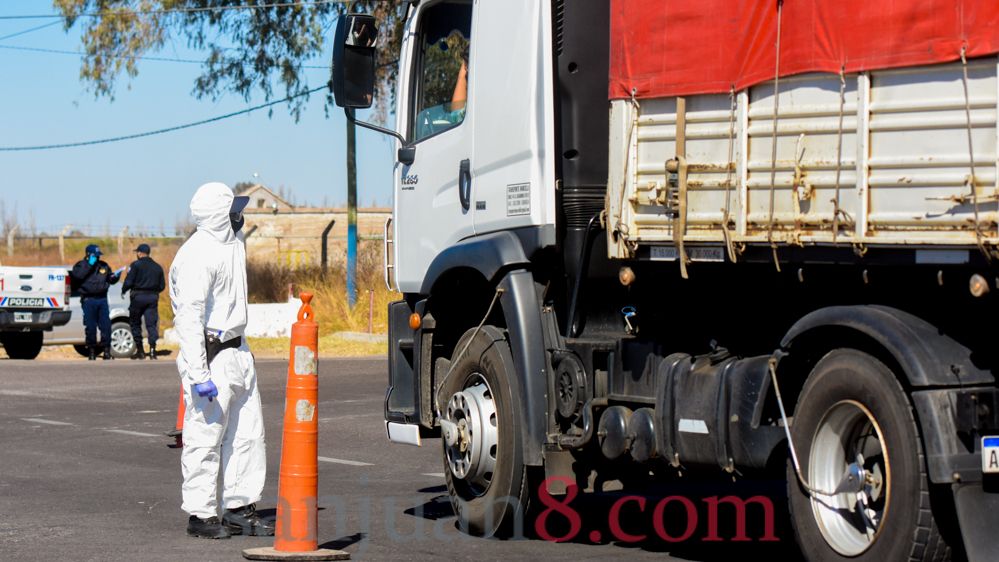 Control transporte - operativo - colectivos - camiones (Fotos: sj8)