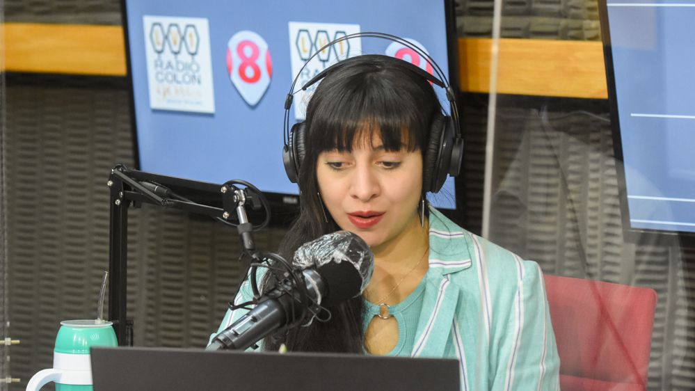 Primera edición de Noticias, programa coproducido entre Canal 8 y Radio Colón (Fotos: Adrián Carrizo)