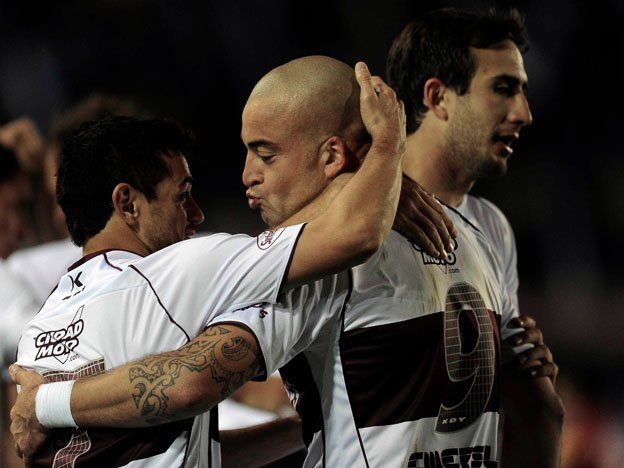 Lanús y Vélez tienen duros partidos en los octavos de Copa Sudamericana