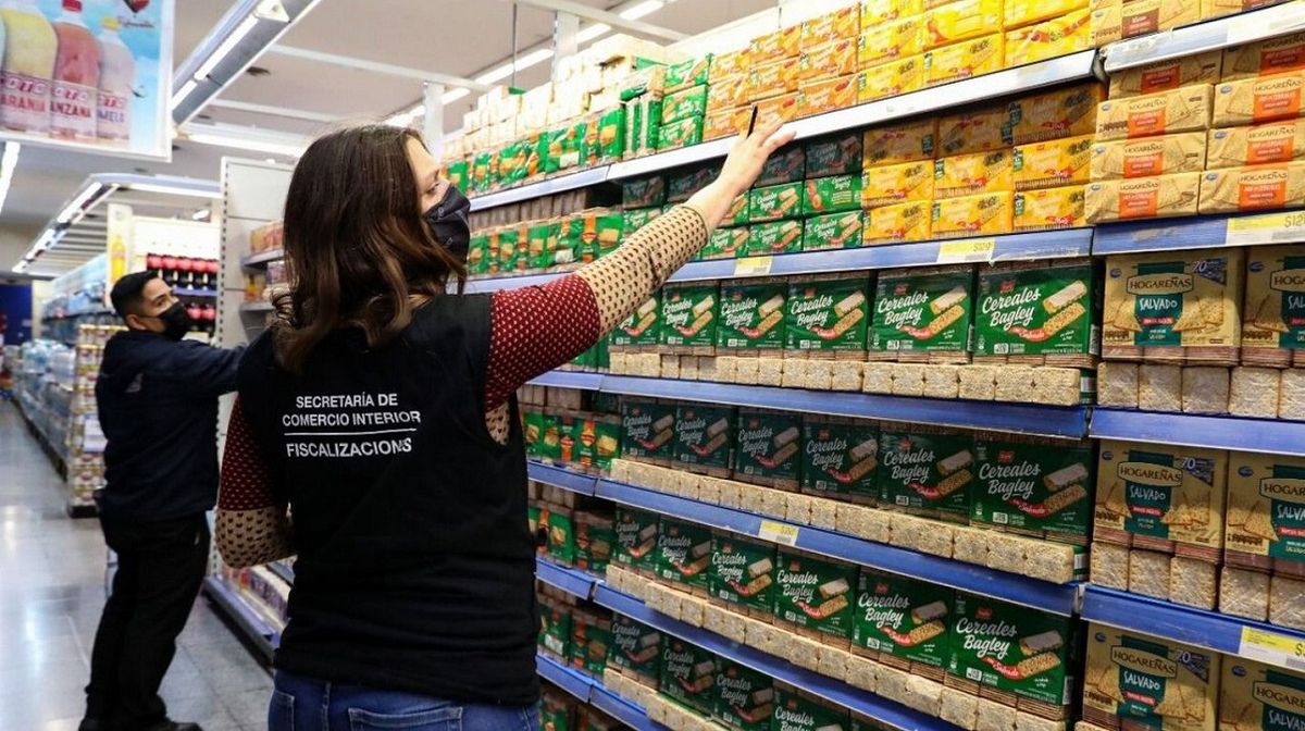 El Gobierno refuerza controles de precios en supermercados