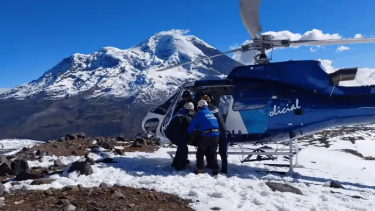 Mueren tres montañistas mientras escalaban un volcán