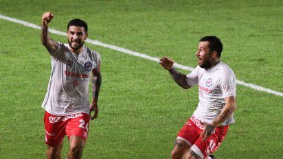 Argentinos Juniors venció 3 a 2 a Arsenal. Foto: telam