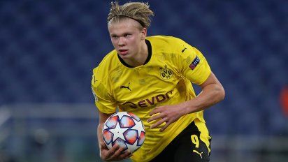 Haaland anunció que se va de Borussia Dortmund. 