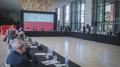 El ministro del Interior se reunió con empresarios locales