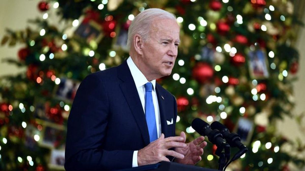 Biden celebró el coraje de EE.UU. y algunas iglesias cancelaron sus servicios