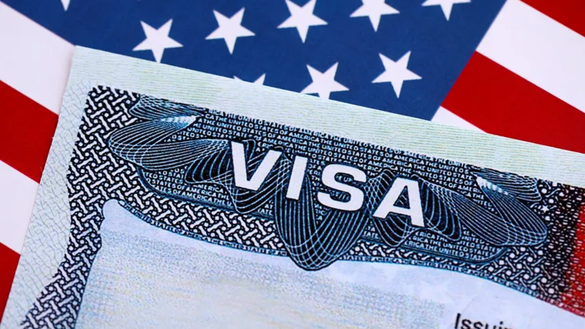 El Gobierno puso fecha para que los argentinos viajen a Estados Unidos sin visa