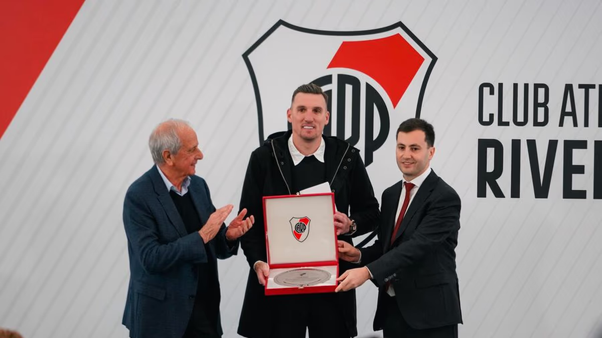 Armani se despidió de River: Jamás me imaginé una historia tan hermosa