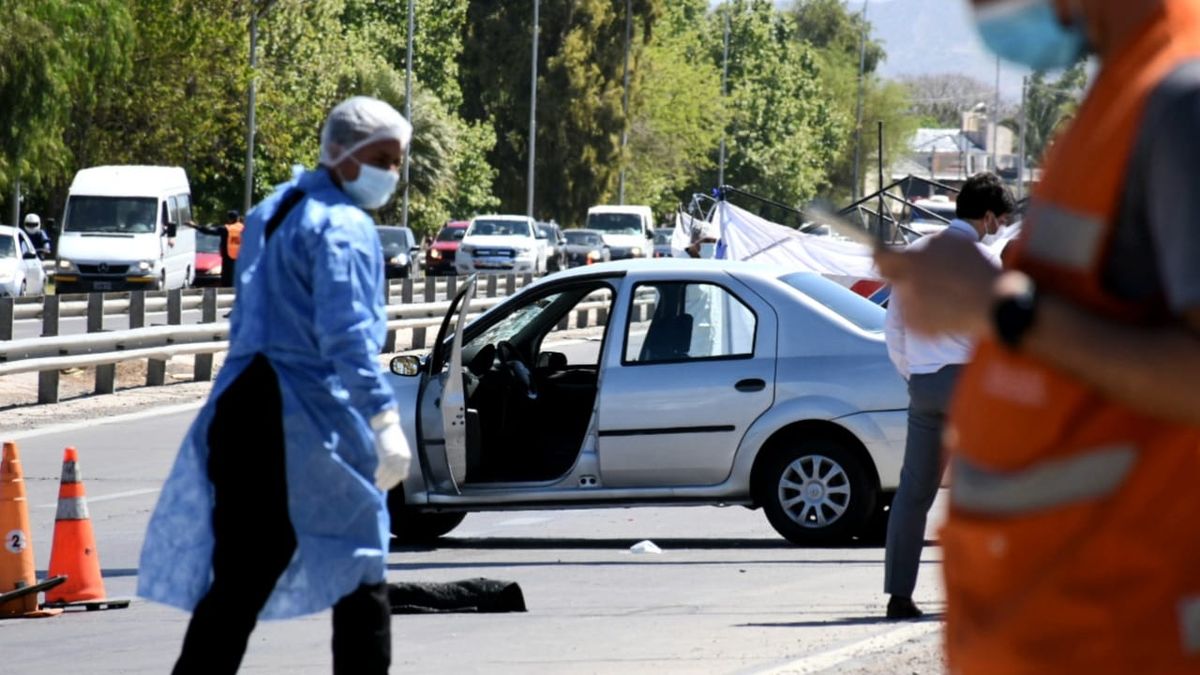Murió una mujer y el conductor de una moto está grave