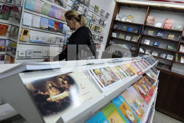 La semana próxima se podrán conseguir más textos del Papa en las librerías locales