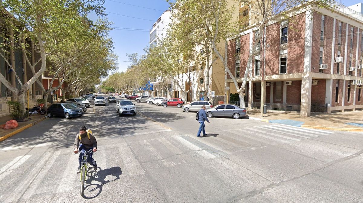 Avenida Ignacio de la Roza será repavimentada entre Avenida Rioja y calle Las Heras.
