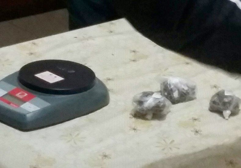 ​Cayeron dos personas con piedras de marihuana  en Concepción