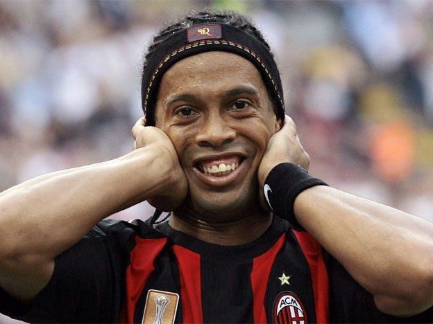 El antes y el después de la cirugía de Ronaldinho en su boca