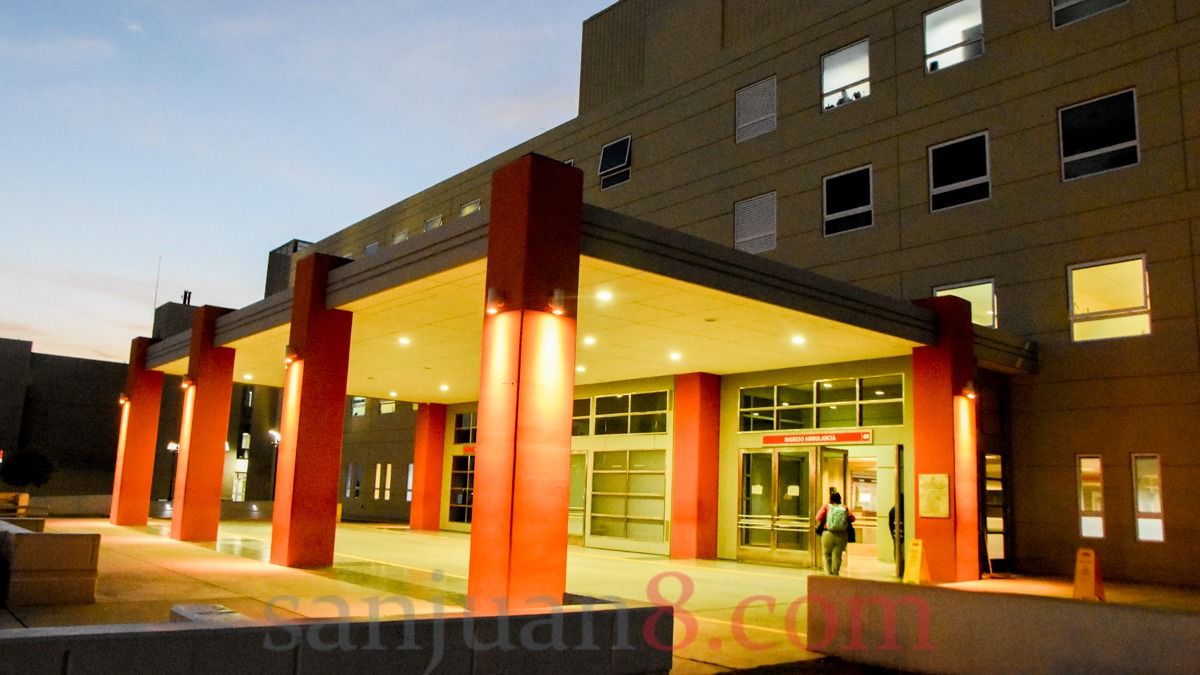 La encontraron convulsionando y detuvieron a su padre por agresiones