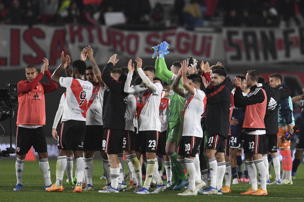 River venció a Gimnasia y volvió a la Libertadores