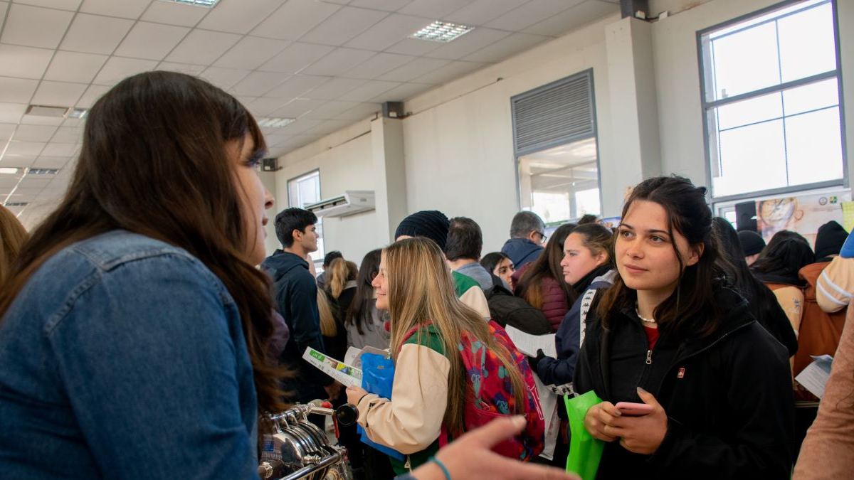 Pocito recibe a la UNSJ: carreras, tecnología, música y actividades gratuitas