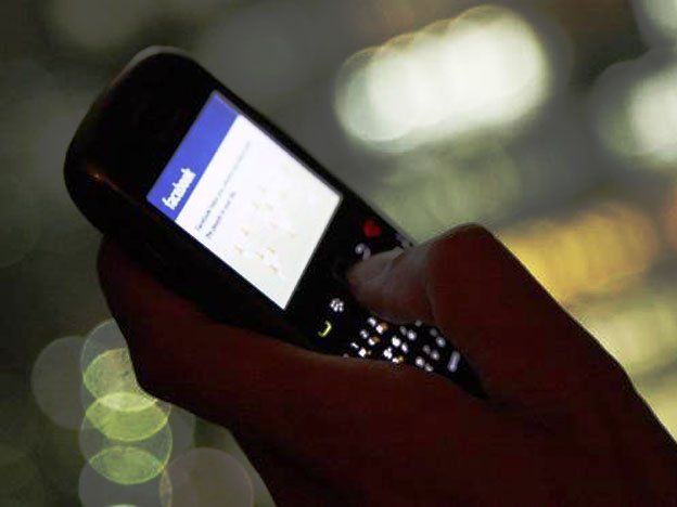 Facebook realiza pruebas para hacer llamadas de voz desde Messenger