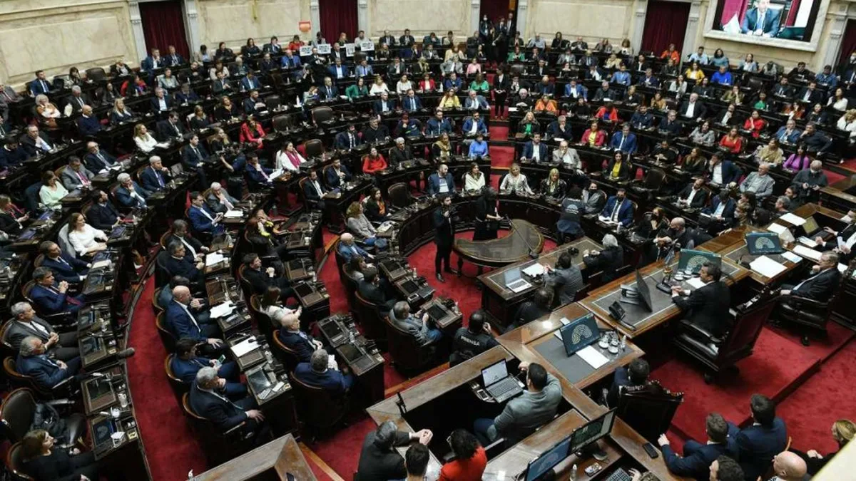 Diputados mantiene a Cecilia Moreau en la presidencia de Diputados, pese a la tensión