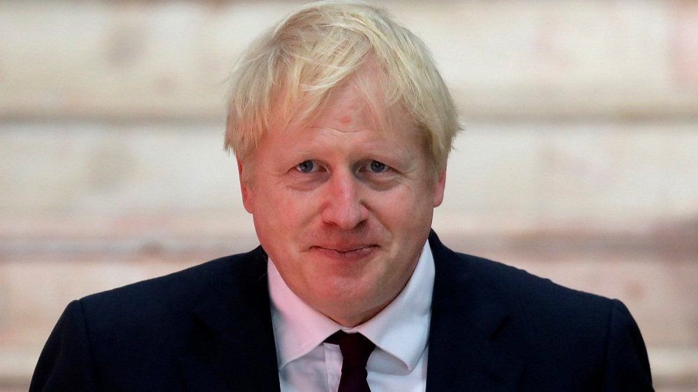 El Primer Ministro Británico Boris Johnson Trasladado A Terapia Intensiva 