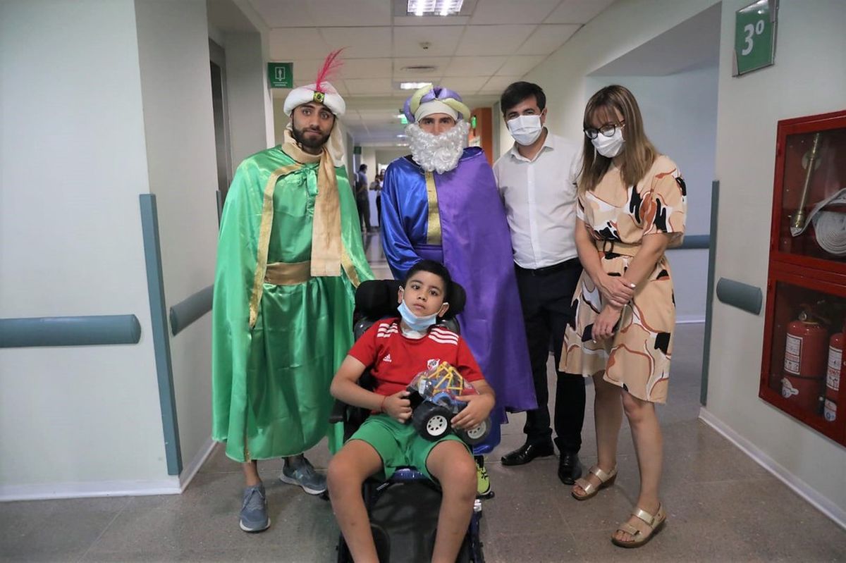 Los Reyes Magos llevaron alegría a los niños y niñas en los hospitales provinciales