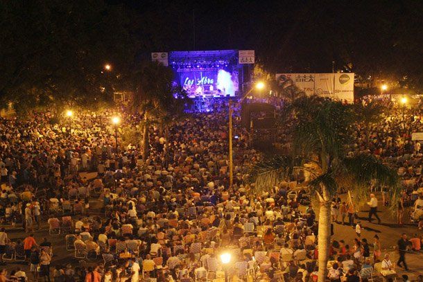 Miles de santafesinos disfrutaron del comienzo del Festival de Guadalupe