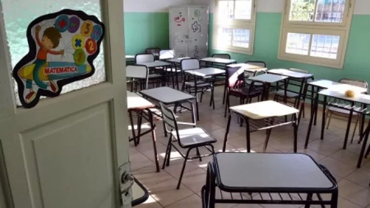 Chile adelantó el receso escolar por un alza de casos de Covid-19