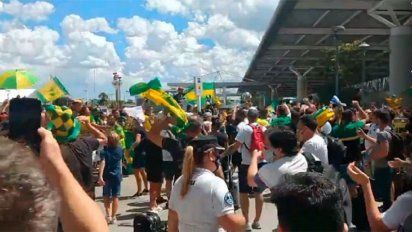 Una multitud recibió a Defensa y Justicia en Ezeiza