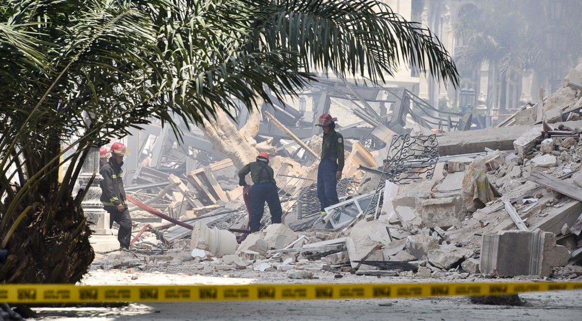 Una explosión destruyó el hotel Saratoga en La Habana