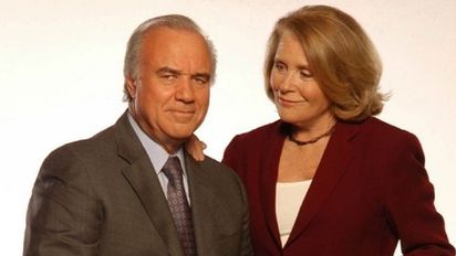 Mónica Cahen DAnvers y César Mascetti, los conductores de Telenoche en Canal 13 en su época de oro.
