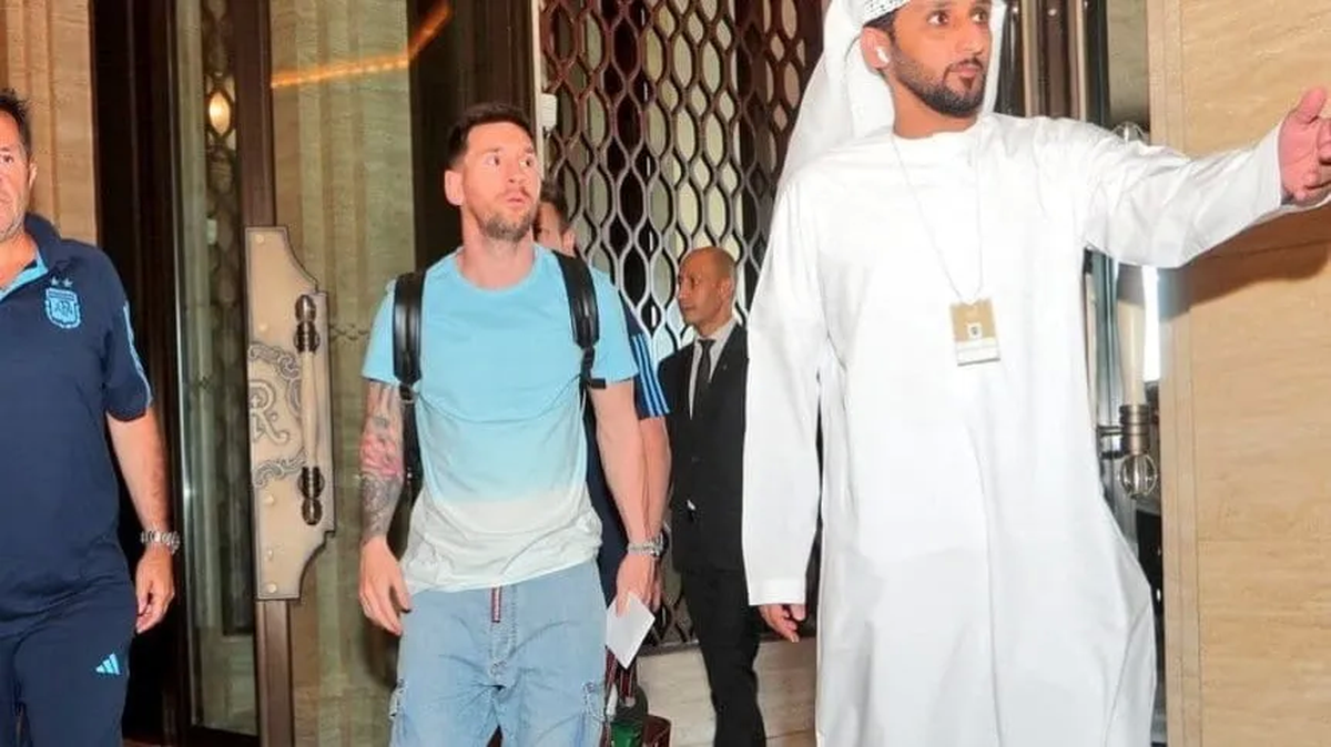 Llegó Messi: el capitán de la selección arribó a Abu Dhabi