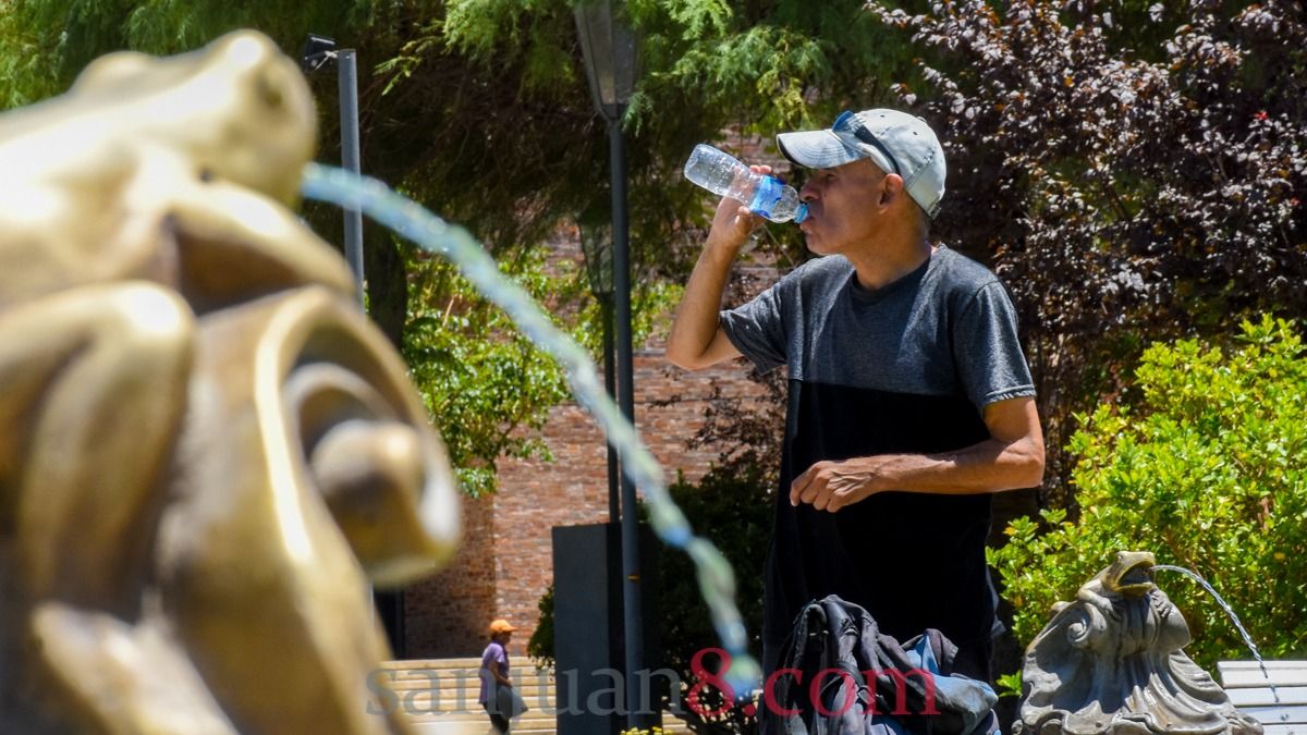 Se mantiene el alerta por temperaturas extremas: la máxima este viernes sería de 38°C