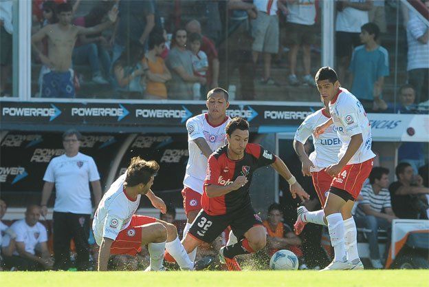 Newells cerró el Inicial con una victoria ante Argentinos en La Paternal