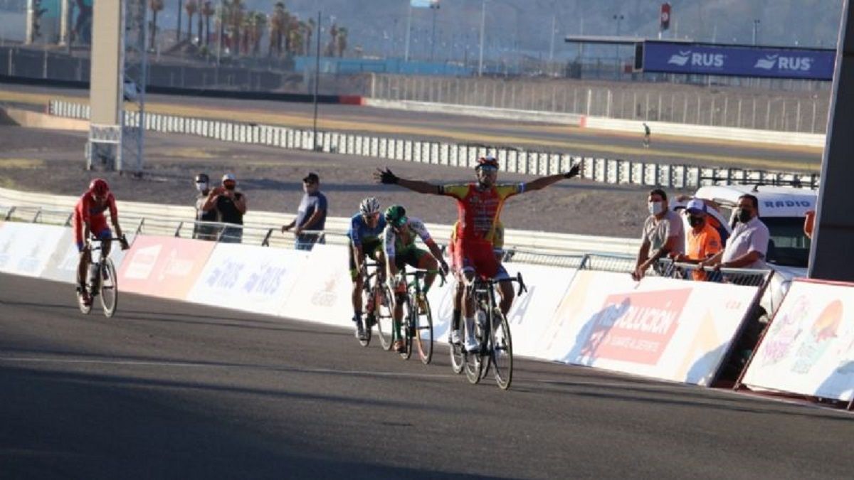 Gerardo Tivani se quedó con la Vuelta de Rawson.