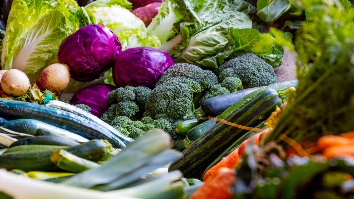 Cuál es la verdura que ayuda a combatir el colesterol
