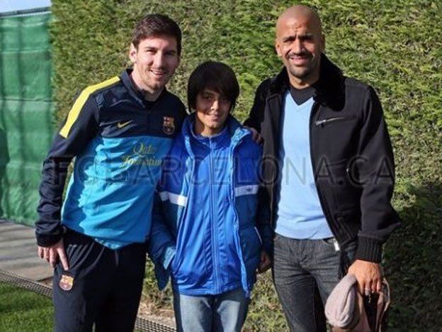Messi recibió a la Brujita Verón en la práctica del Barça
