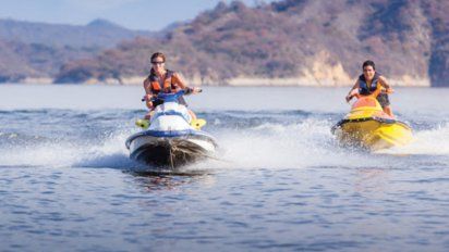 MOTO DE AGUA: se autoriza a navegar solo a 1 personas por embarcación. 