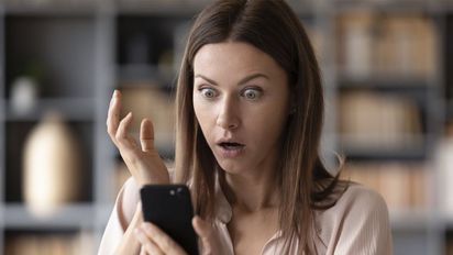 iPhone 14: afirman que se reinicia al cargarlo