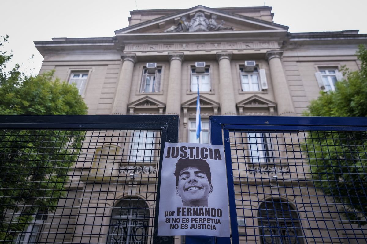 Giro inesperado en la causa Baez Sosa: revelan que Fernando murió en el hospital