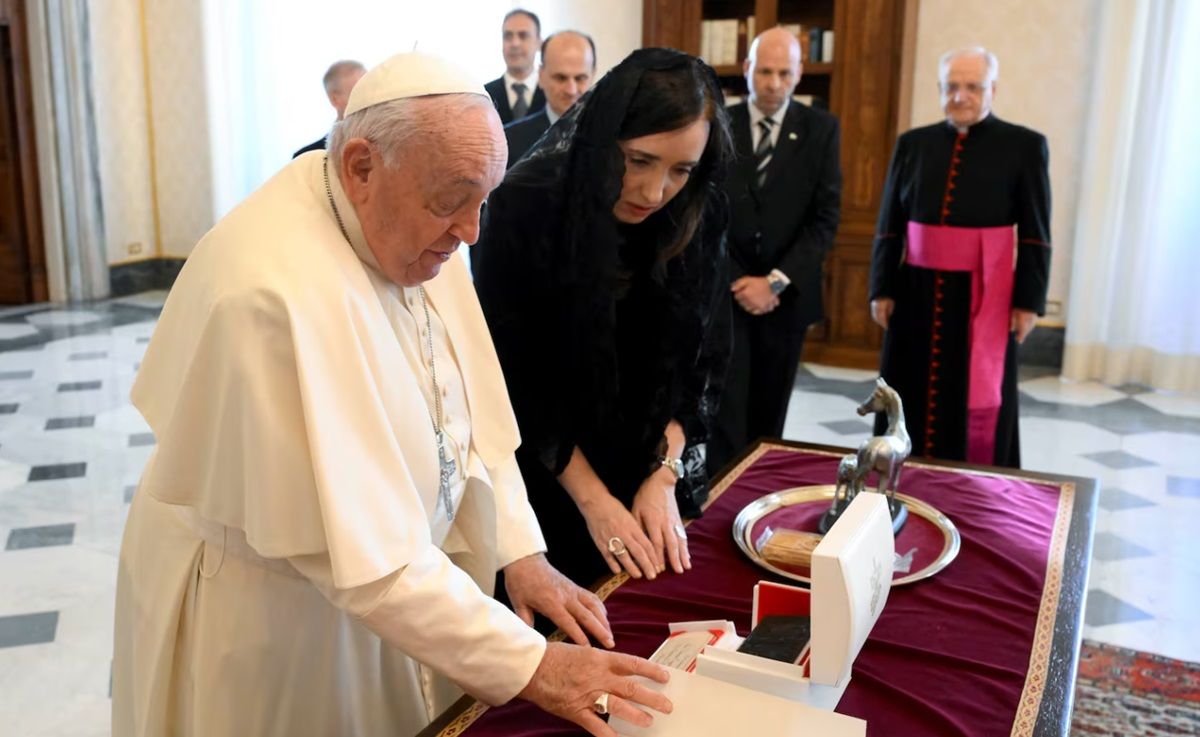 Victoria Villarruel se reunió con el papa Francisco en el Vaticano